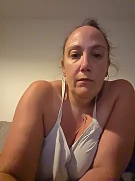 Wisie_Cutie live cam
