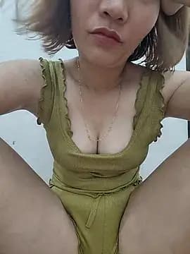 2_banana live cam