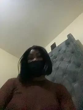 Channelareine live cam