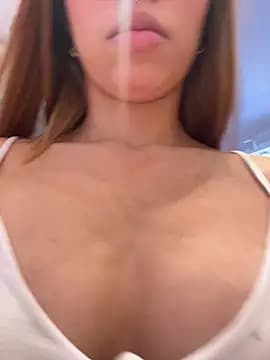 Aaliyah_Salma live cam