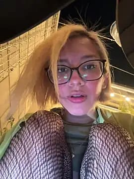 SweetBunnyGF live cam