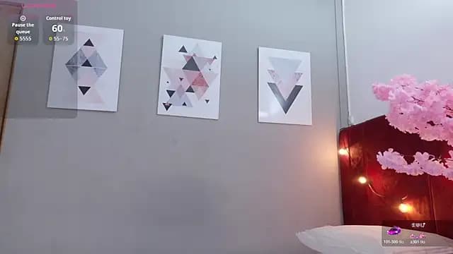 cutielittleebonyy live cam