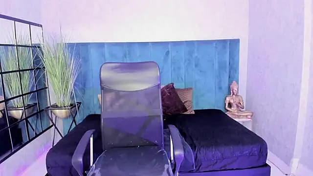 Antoniajblair live cam