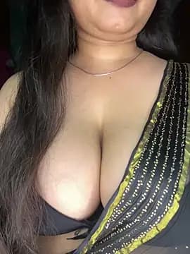 Naughty_pooja44 live cam