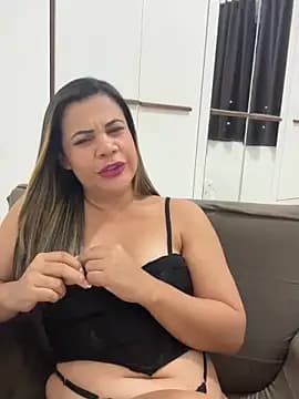 lary8 live cam