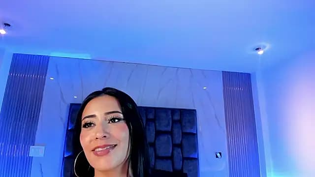 emy_fg live cam