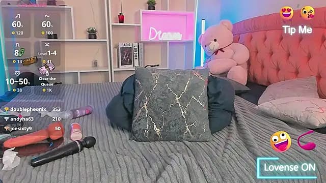 JennyferMore live cam