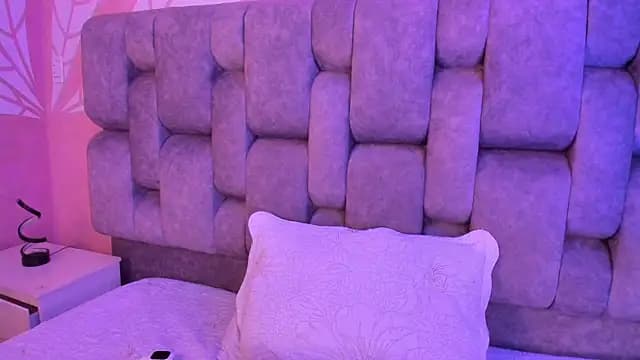 AphroditeSweett live cam