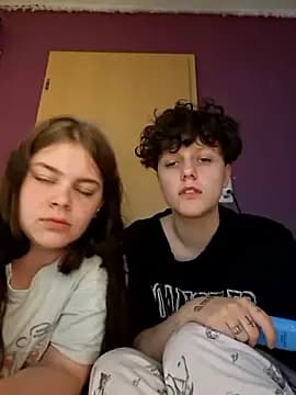 BellaHoneyy live cam