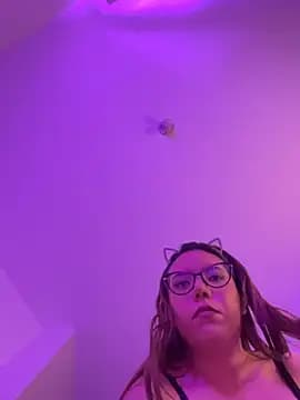 AliceMtz live cam