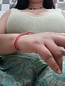 cute-mahek live cam
