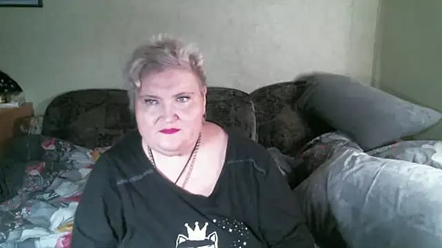 Lana555 live cam on Stripchat