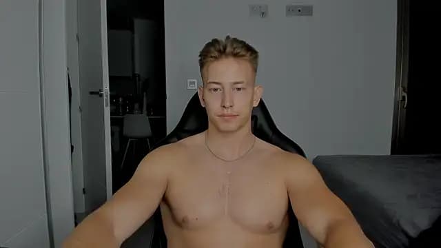 find0m_master live cam