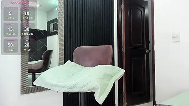 Emer_santos live cam