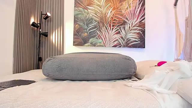 ailann_ live cam on Stripchat