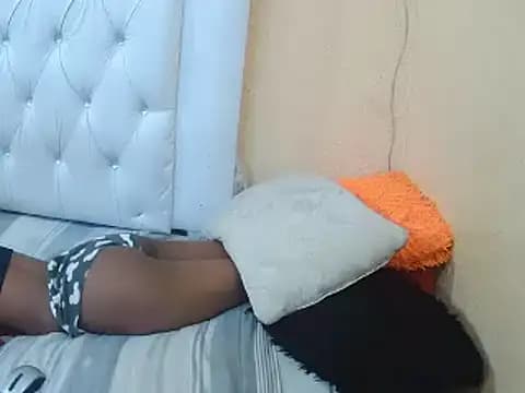 Cocoa-Honey12 live cam
