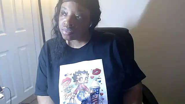 Sexymona1218 live cam