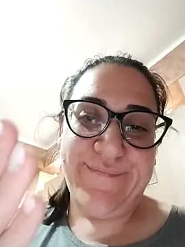 Dolcecurvy live cam on Stripchat