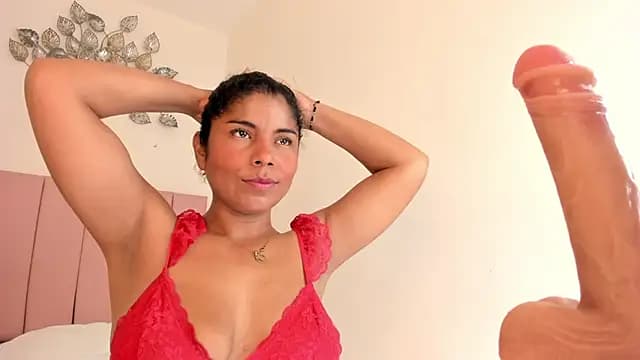 Luz_noxentia live cam