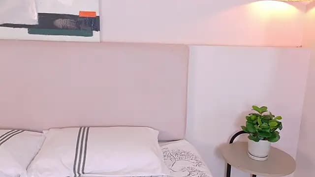 HelenaFoumier live cam