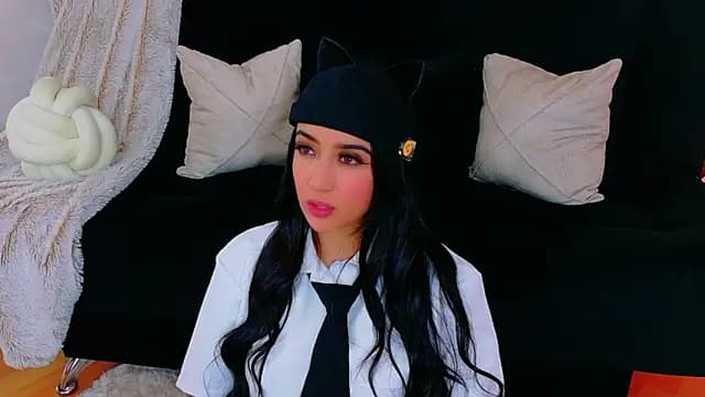 EmmyEvans1 live cam