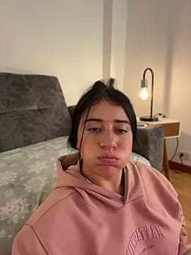 KallyMyller1 live cam on Stripchat