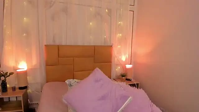 cris_milk live cam