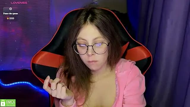Natural_babe666 live cam