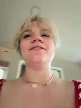 Cutiepiespanks live cam