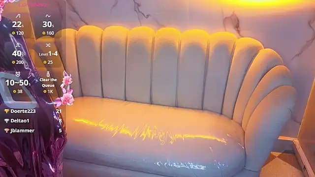 Clhoe_b live cam