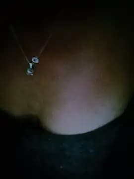 Hotmommax live cam