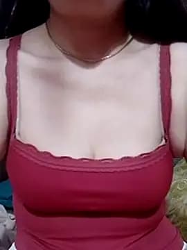 YiyinLy live cam