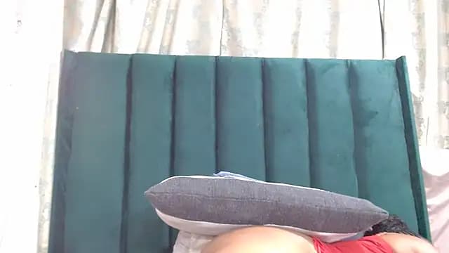 Candybittch live cam