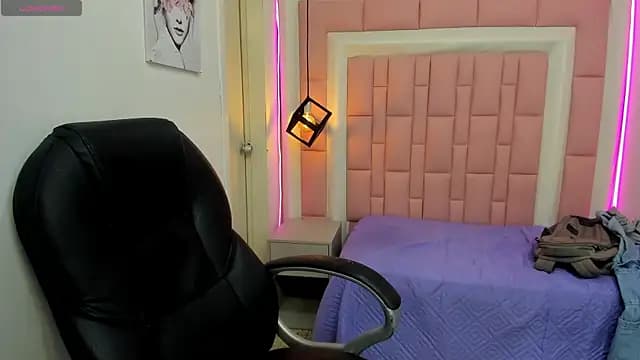 Klaret_Toy live cam