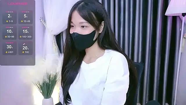 Lu_Ly22 live cam