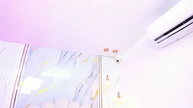 tifanyhills_ live cam