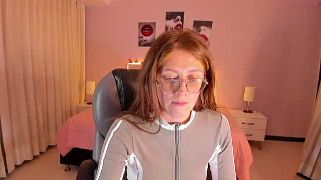 Emily_Warren_ live cam