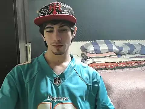 highonbwc live cam on Stripchat