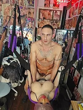 luvs2cumm69 live cam