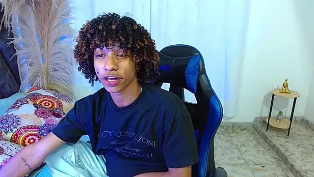 angelll18_ live cam