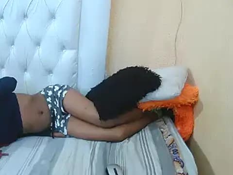 Cocoa-Honey12 live cam