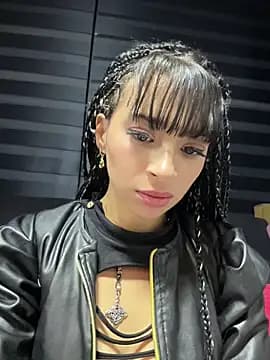 Sasha-firee live cam