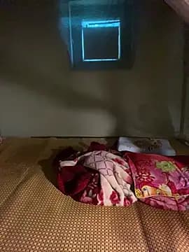 Mina-a live cam