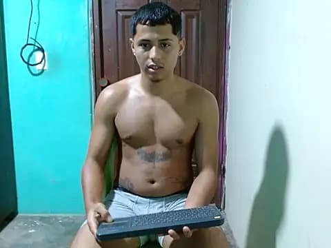 Lil_condor_baby live cam