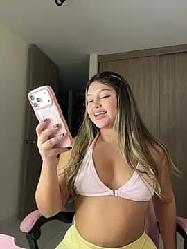 lunablossom_ live cam