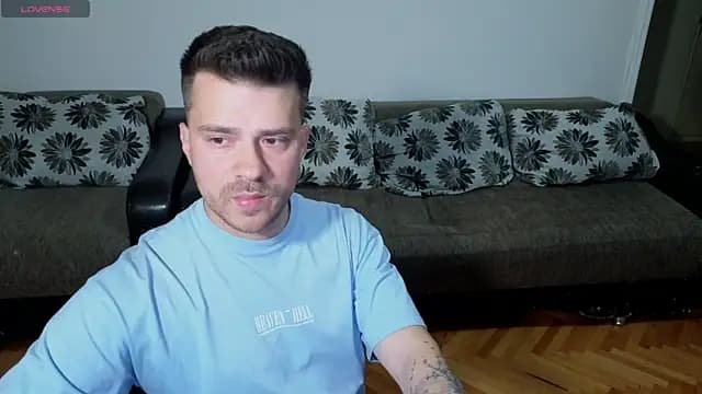 JohnnyStepBro live cam