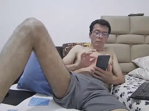 skinnylatino51 live cam