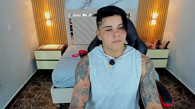 KAROLLJONES1 live cam
