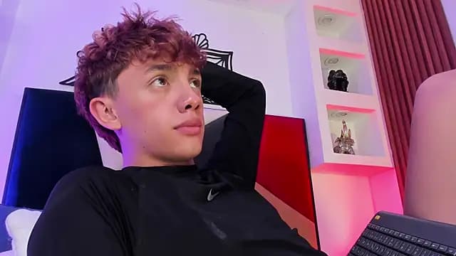 Tomy_Rox live cam