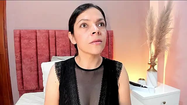 AnnaBroooks live cam